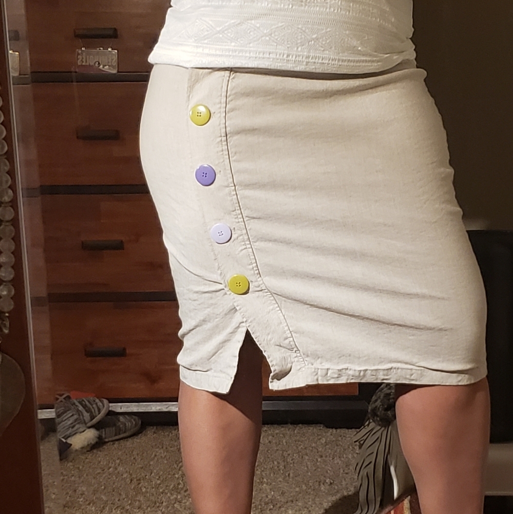 Pencil skirt